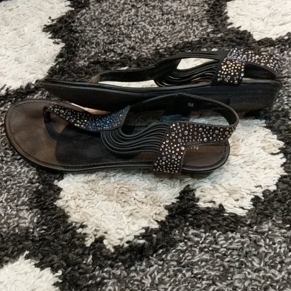 Sandals - Picture 2 of 2